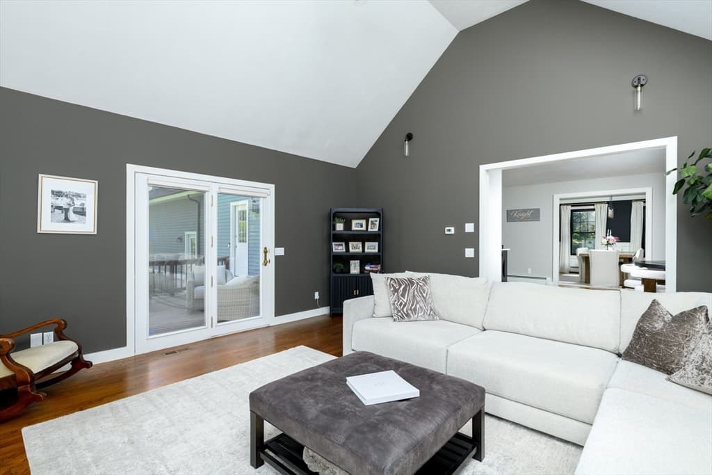 21 Round Table Road, Shrewsbury MA 01545 photo 16