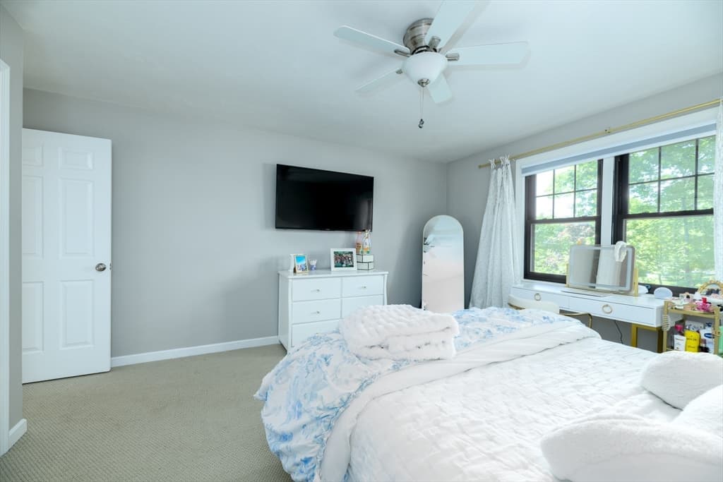 21 Round Table Road, Shrewsbury MA 01545 photo 28