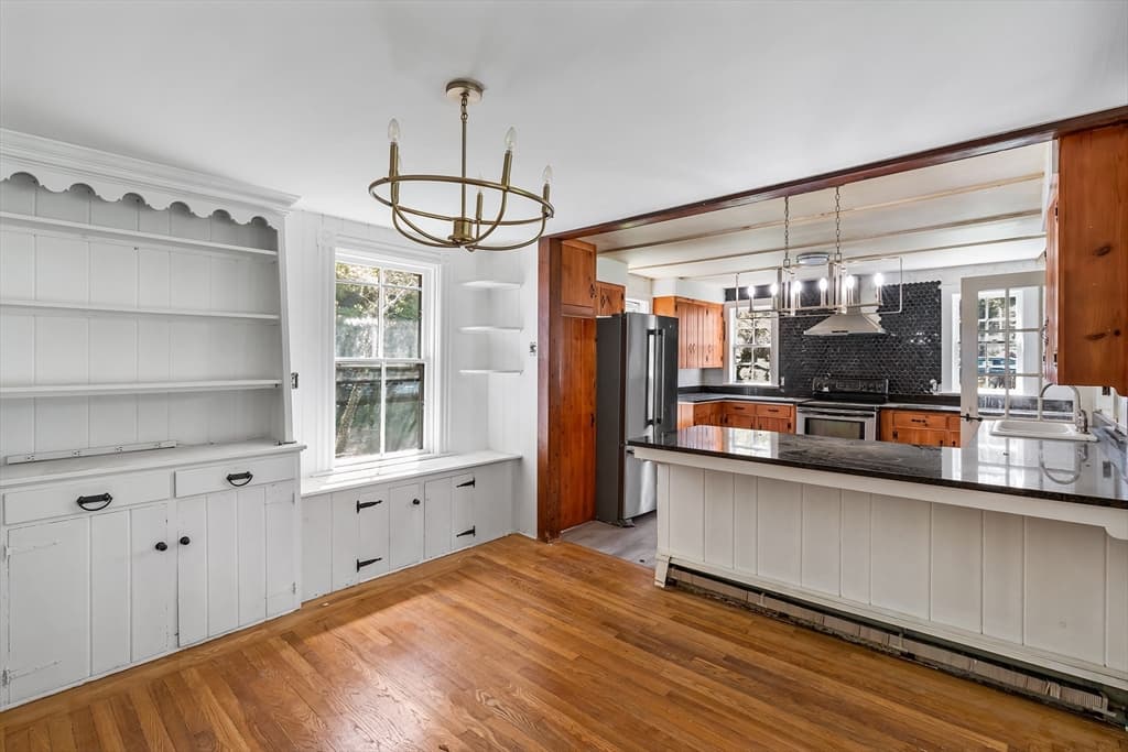Single Family Residence at 20 School St, Rehoboth MA 02769, photo 5 of 41