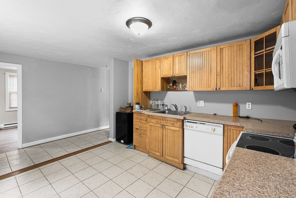 Single Family Residence at 20 School St, Rehoboth MA 02769, photo 30 of 41
