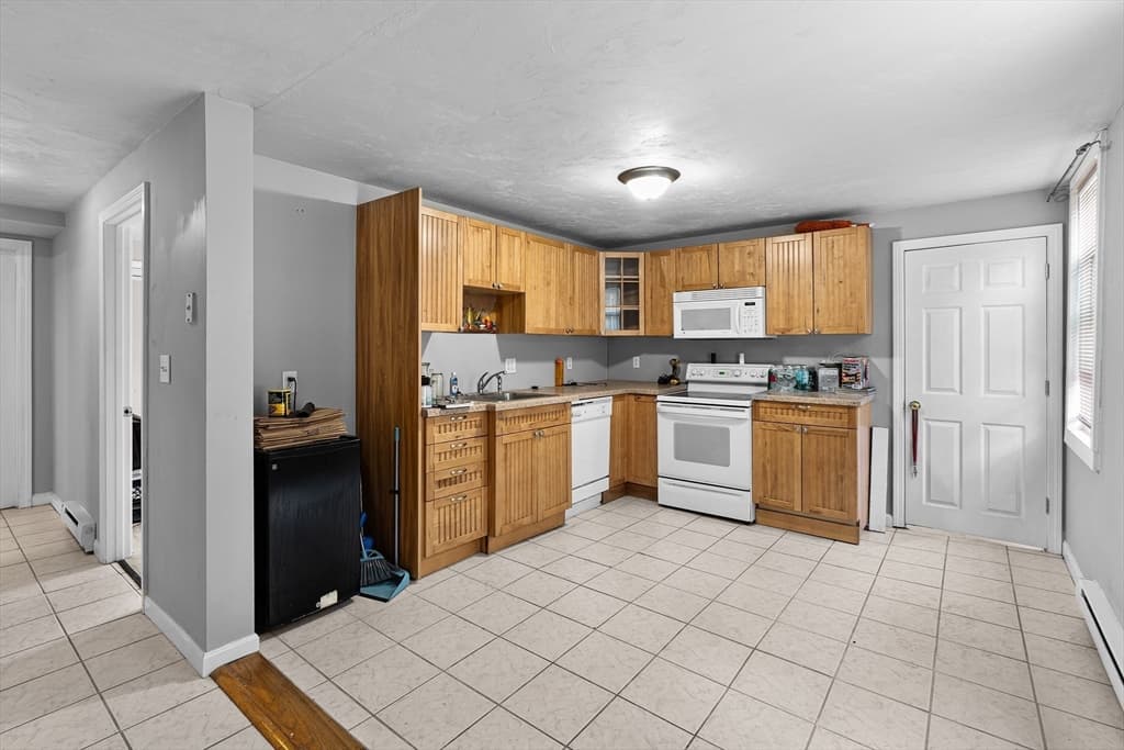Single Family Residence at 20 School St, Rehoboth MA 02769, photo 29 of 41