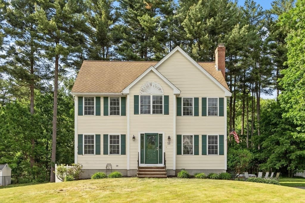 135 Jennies Way, Tewksbury MA 01876