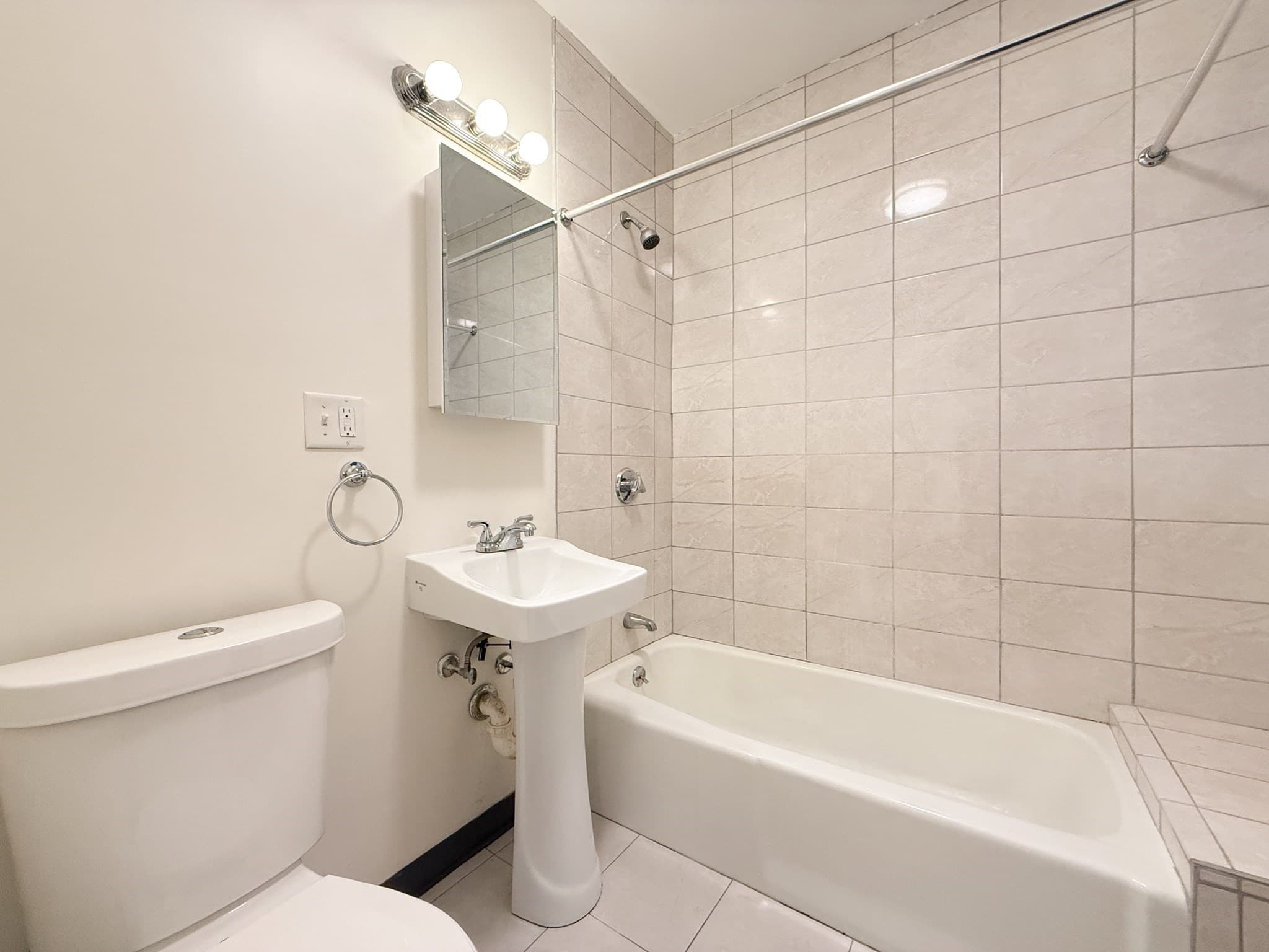 Condominium at 158 Kelton St # 4, Boston MA 02134, photo 13 of 15