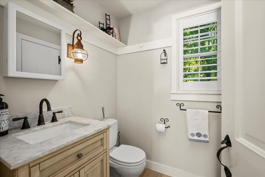 Single Family Residence at 225 E Temple St, Boylston MA 01505, Boylston, photo 17 of 42