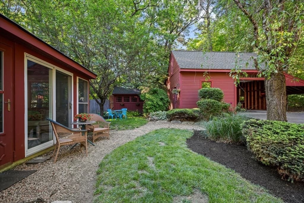 Single Family Residence at 225 E Temple St, Boylston MA 01505, Boylston, photo 29 of 42