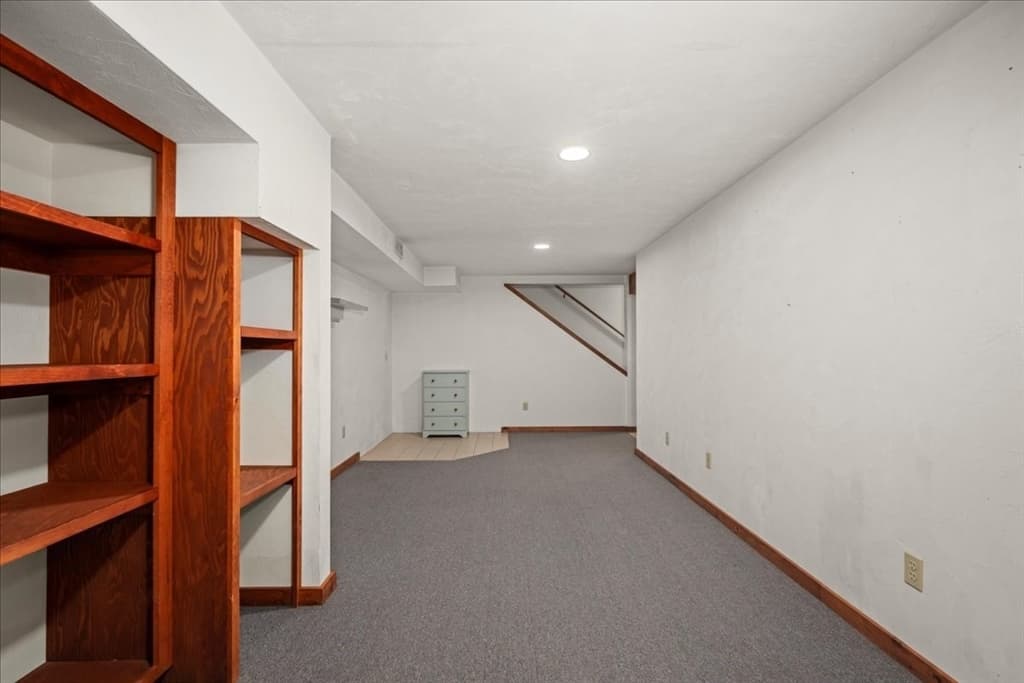 Single Family Residence at 225 E Temple St, Boylston MA 01505, Boylston, photo 25 of 42