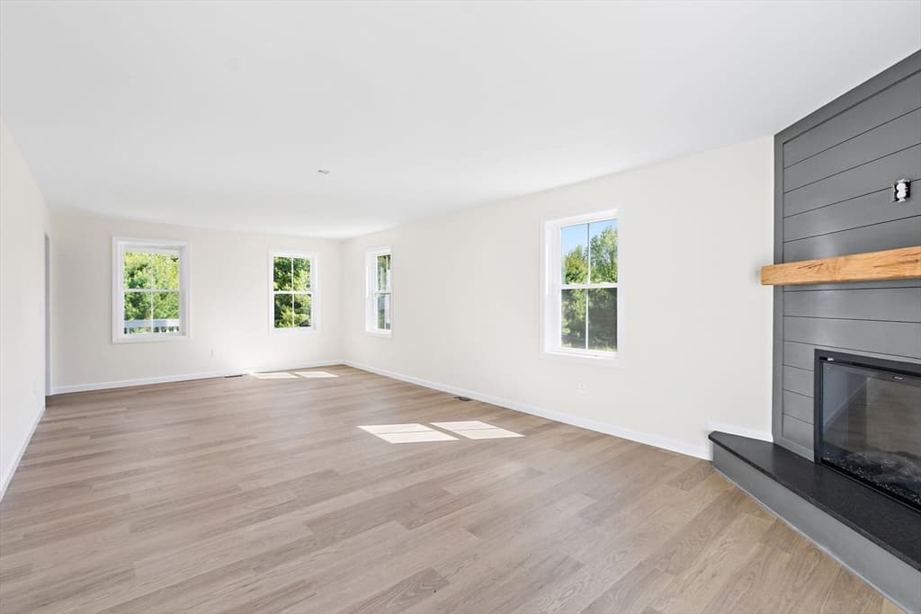 38 Hemlock Street, Douglas MA 01516 photo 11