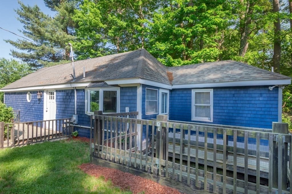 Single Family Residence at 254 Lakeside Road, Hanson MA 02341, Hanson, photo 6 of 41
