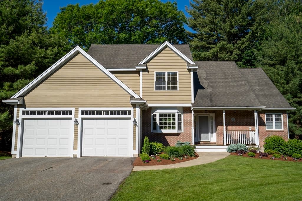 5 Lane Farm Drive # 5, Bedford MA 01730 photo 2