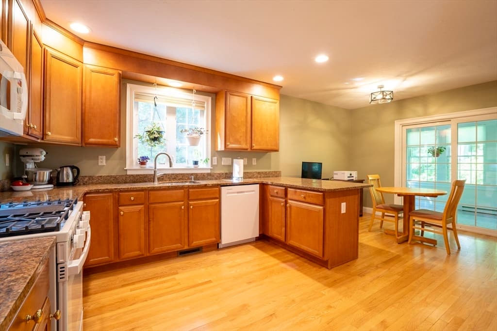 5 Lane Farm Drive # 5, Bedford MA 01730 photo 7