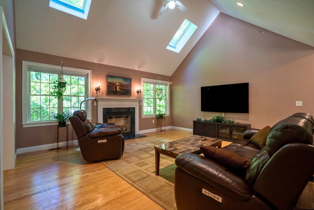 5 Lane Farm Drive # 5, Bedford MA 01730 photo 5
