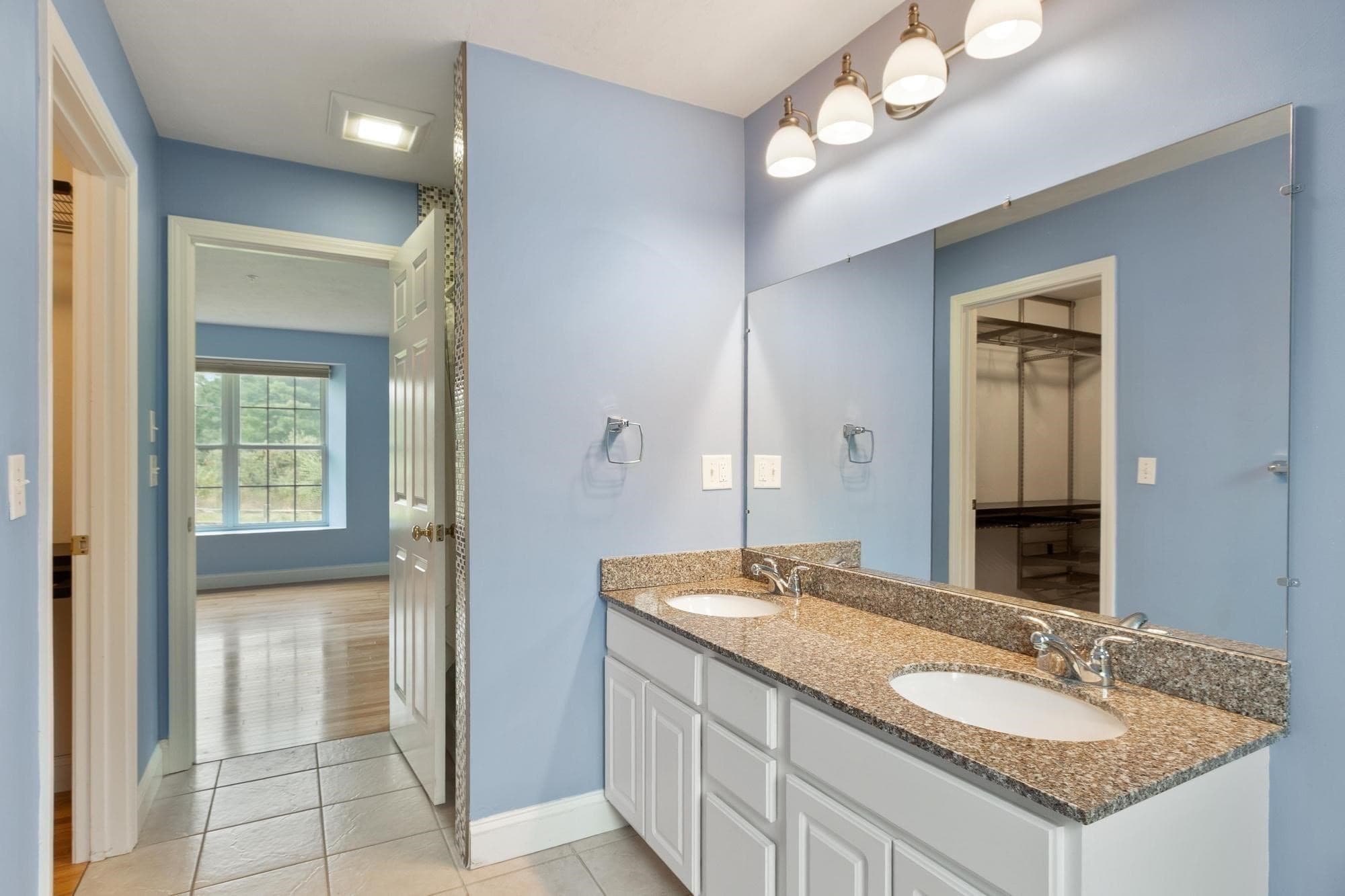 Single Family Residence at 2 Adams Circle, Devens MA 01434, photo 16 of 42