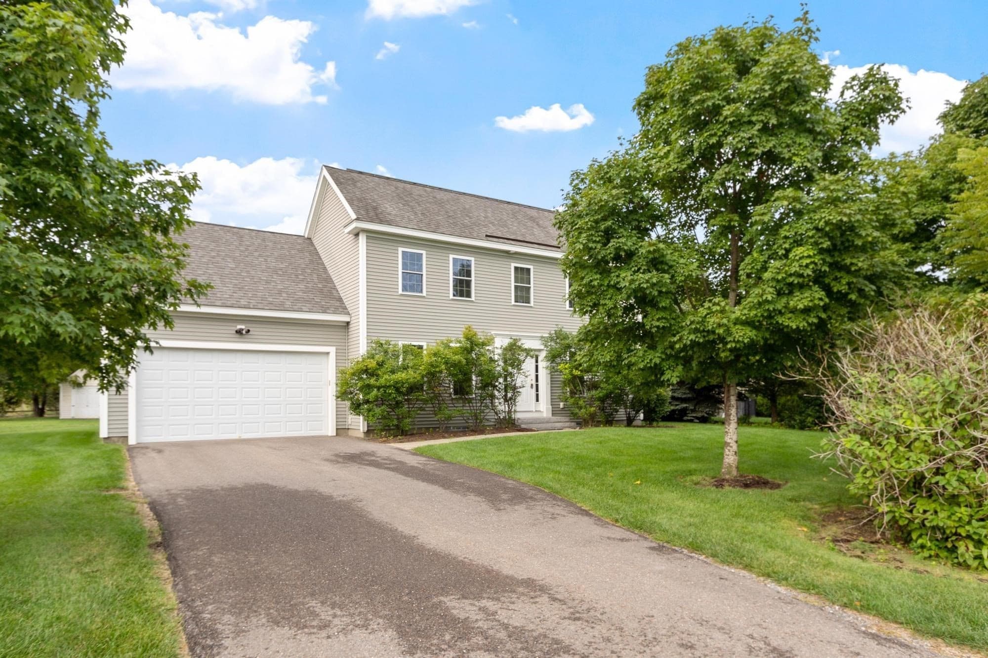 2 Adams Circle, Devens MA 01434