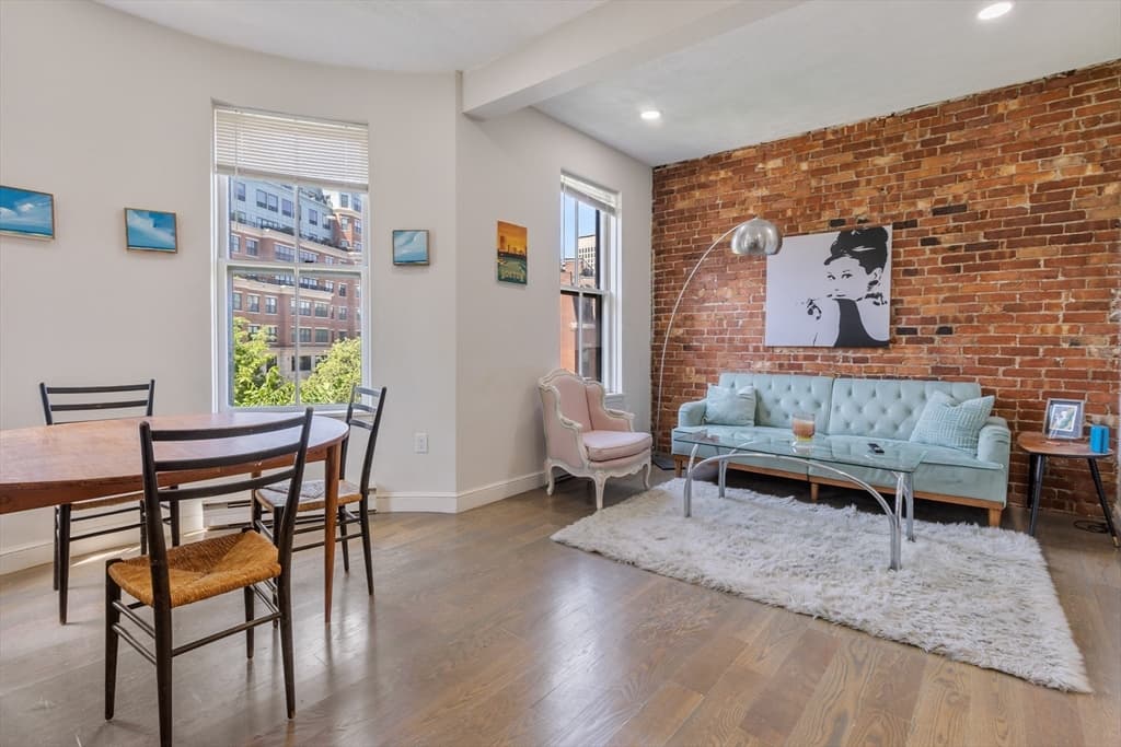 Condominium at 142 Chandler Street # 4, Boston MA 02116, photo 3 of 17