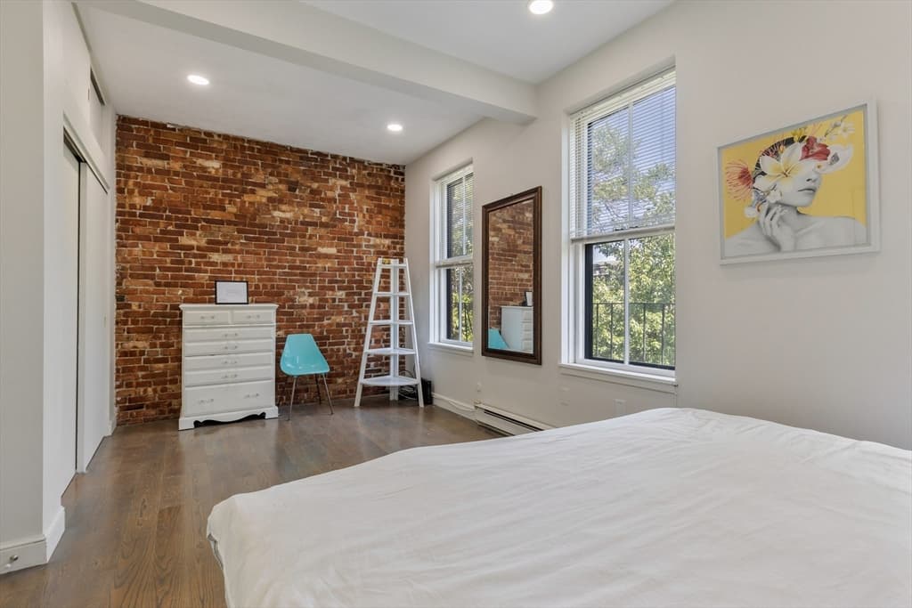 Condominium at 142 Chandler Street # 4, Boston MA 02116, photo 11 of 17