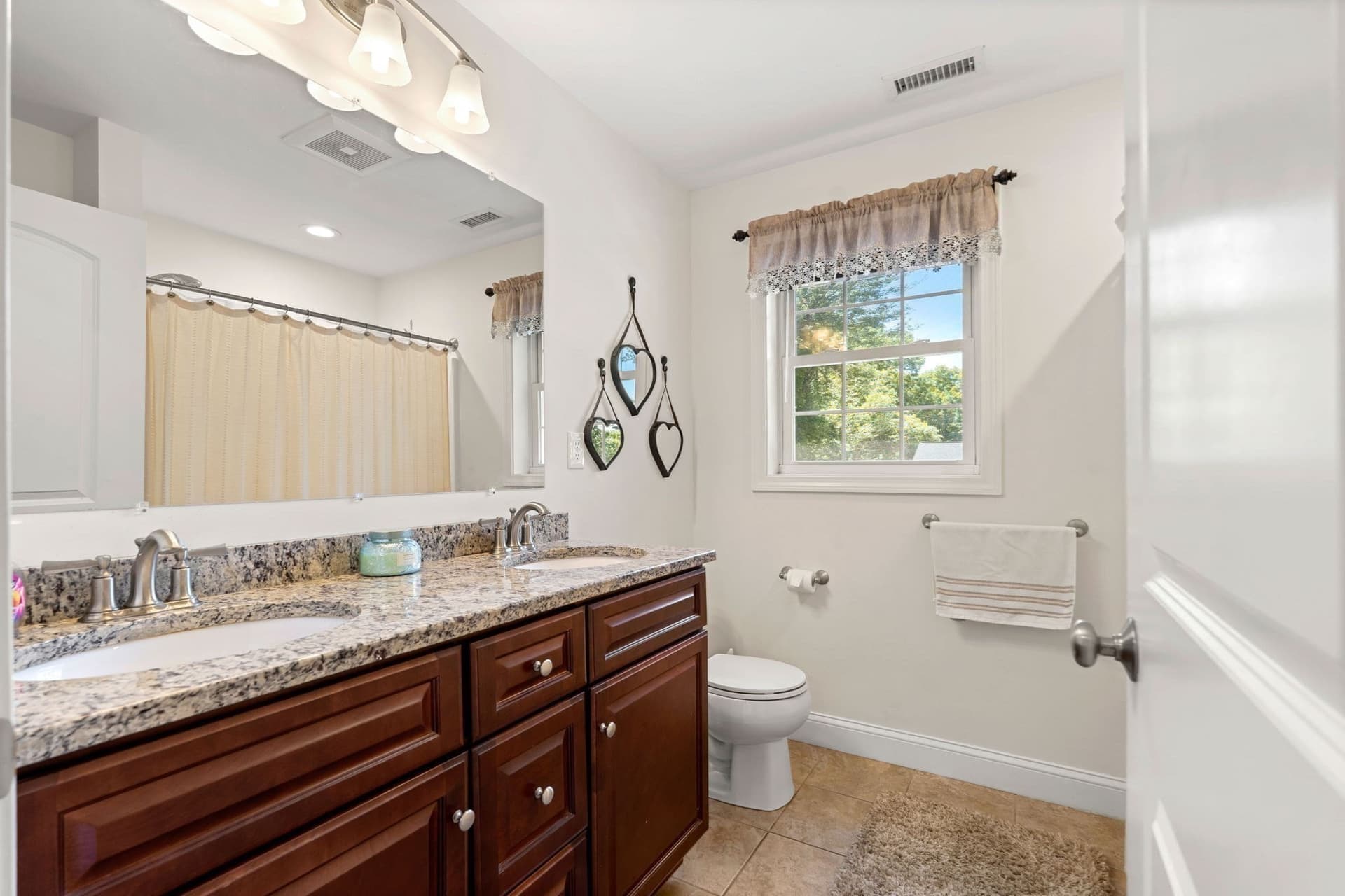 Single Family Residence at 34 Amesbury Ave, Amesbury MA 01913, photo 17 of 36