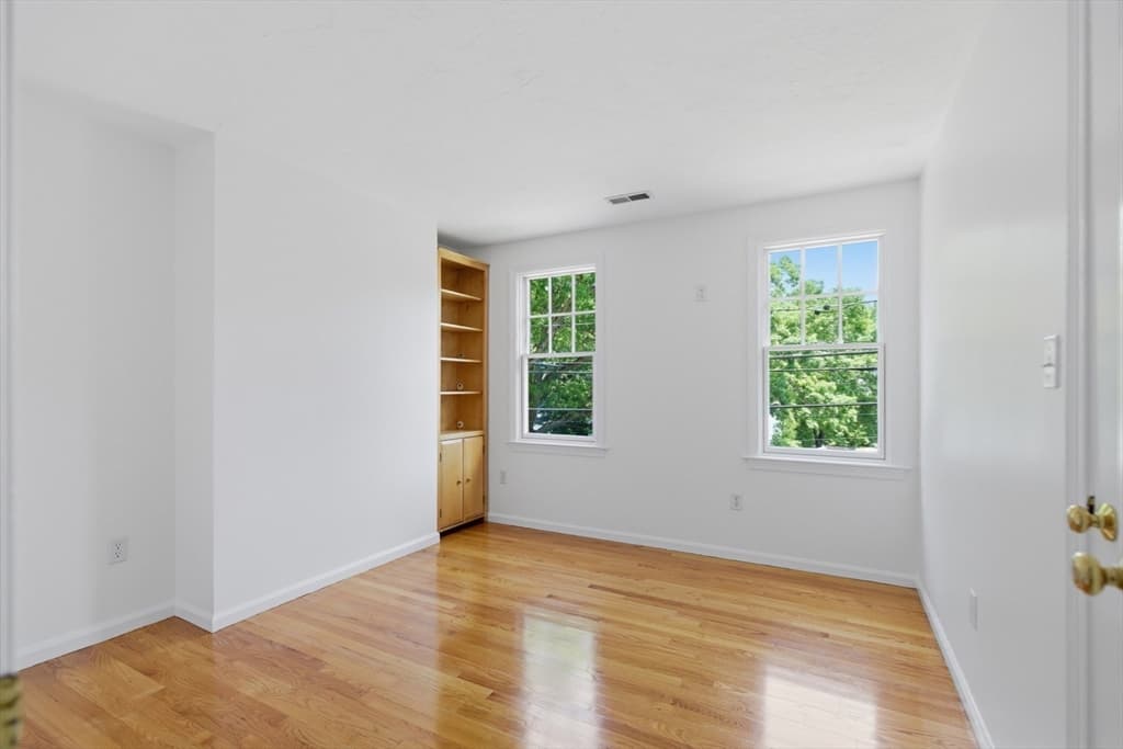 81 Parish Rd, Needham MA 02494 photo 27