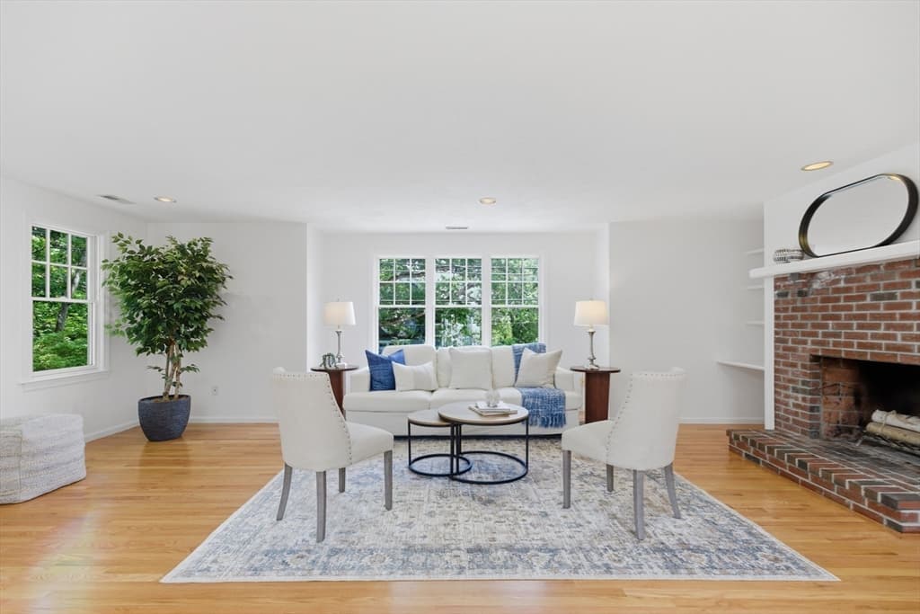 81 Parish Rd, Needham MA 02494 photo 13