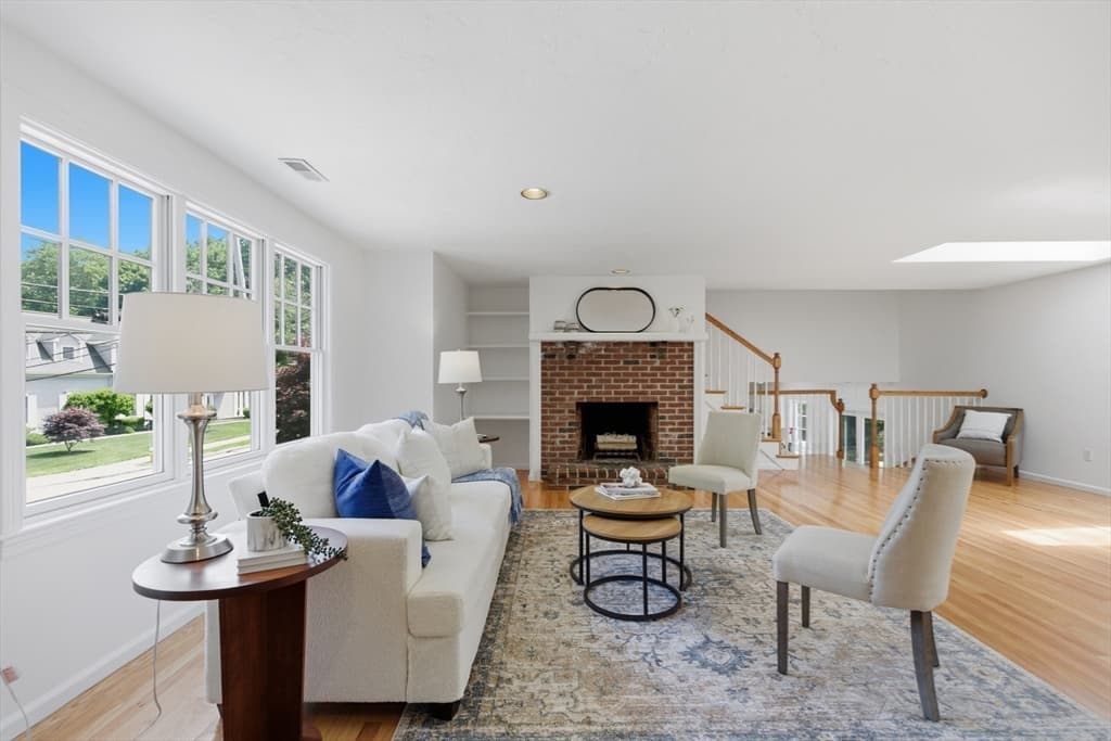 81 Parish Rd, Needham MA 02494 photo 12