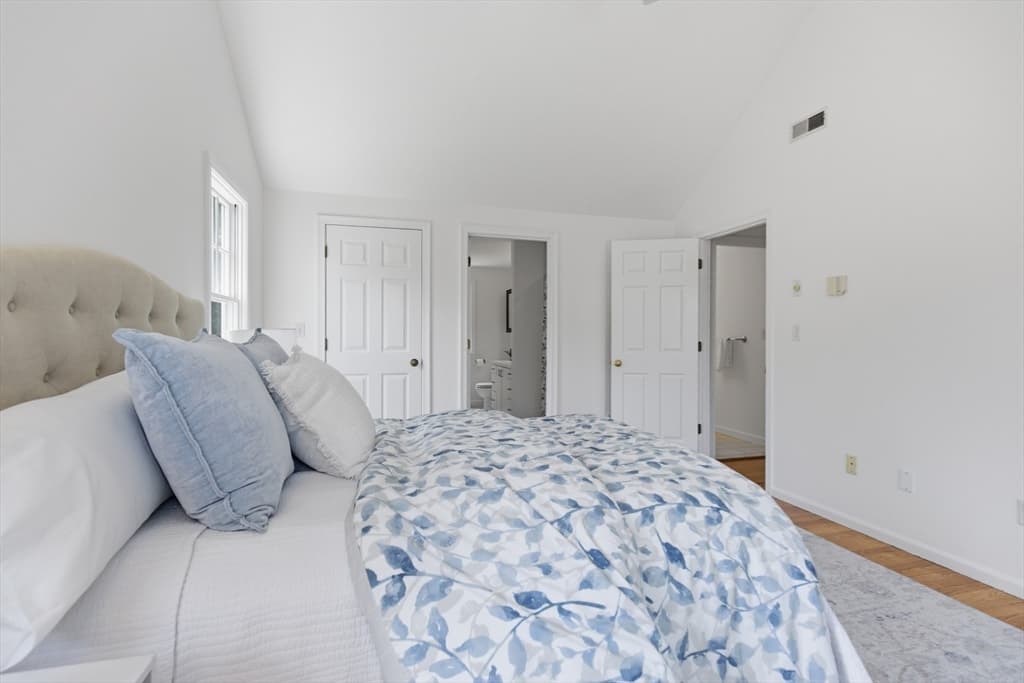 81 Parish Rd, Needham MA 02494 photo 22