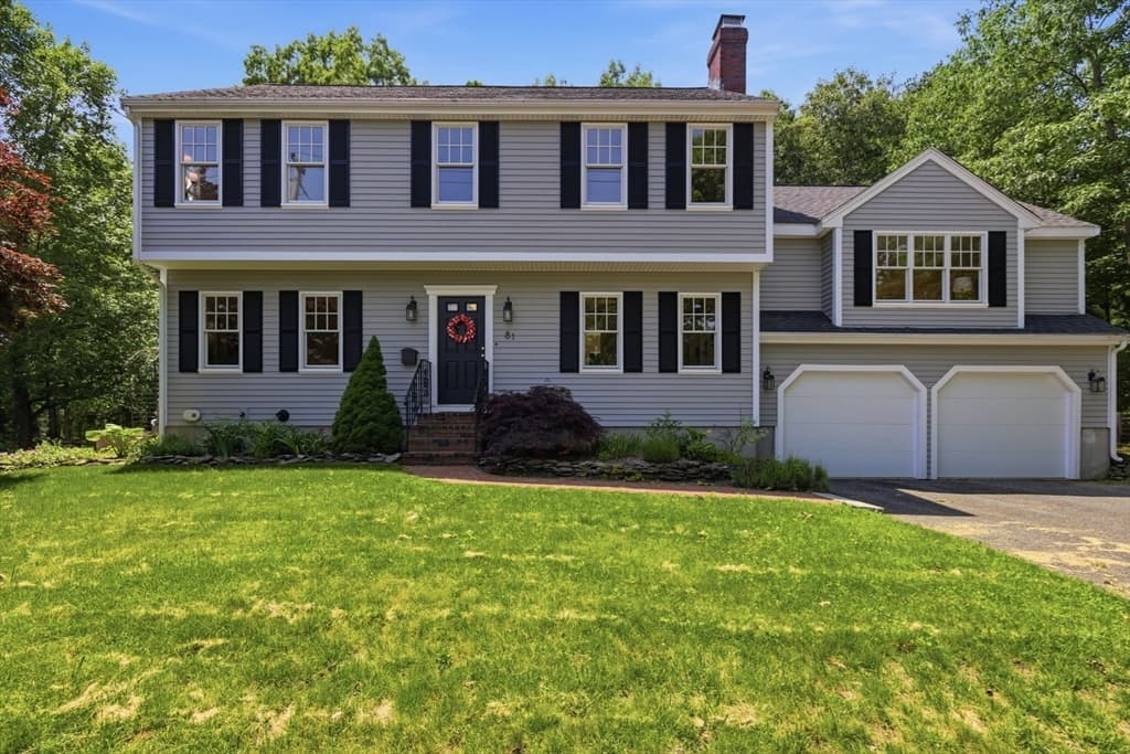 81 Parish Rd, Needham MA 02494