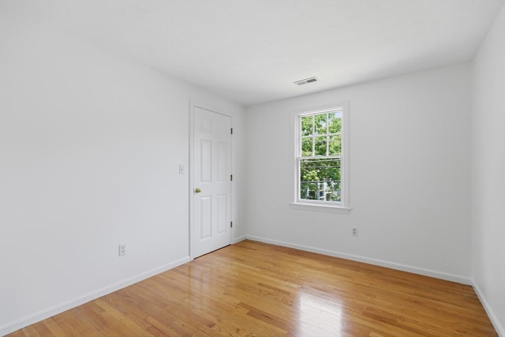 81 Parish Rd, Needham MA 02494 photo 28