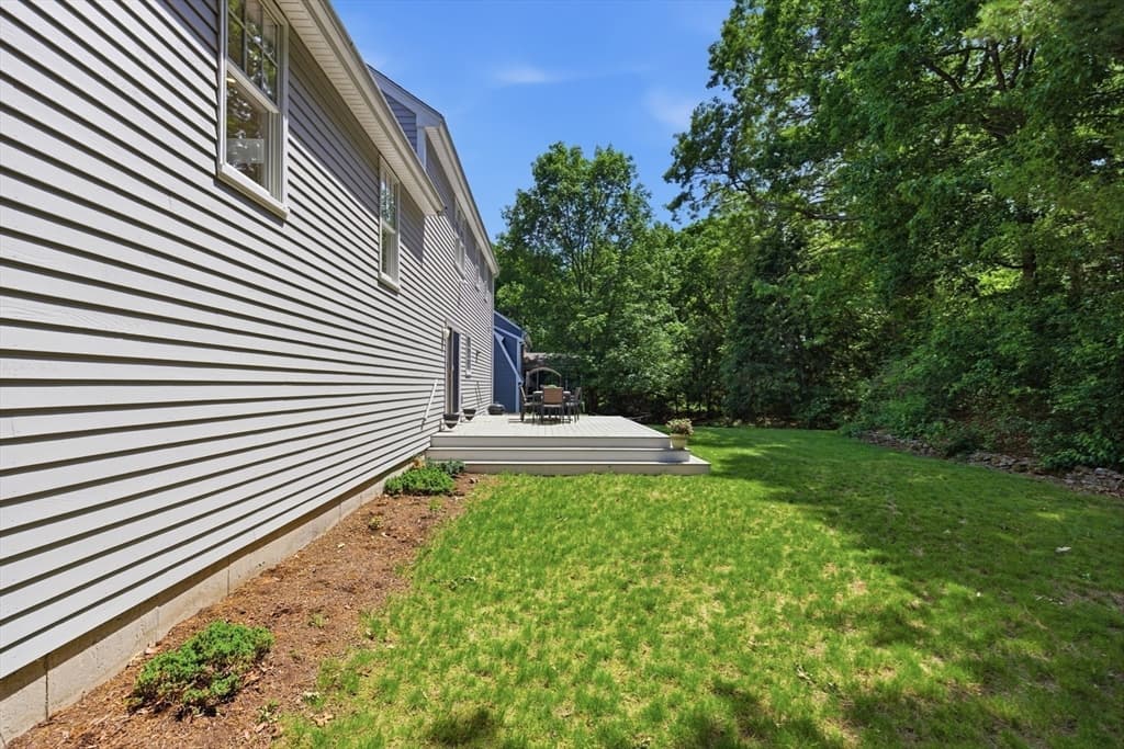 81 Parish Rd, Needham MA 02494 photo 33