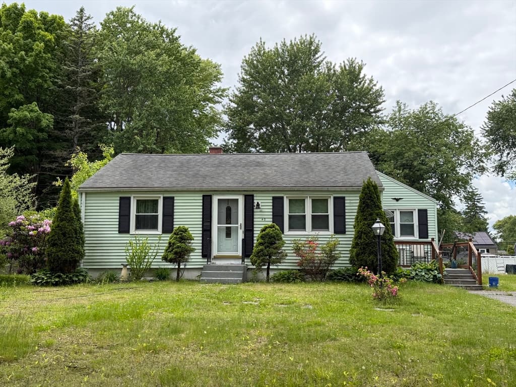 40 Aldrew Ter, Springfield MA 01119