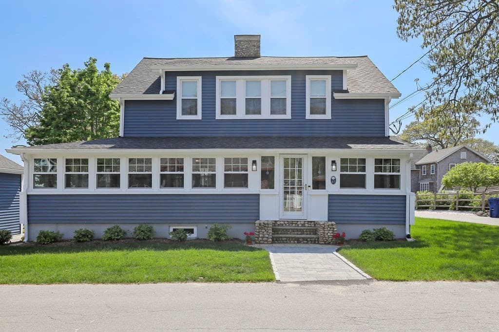 47 Nanumett St, Wareham MA 02532