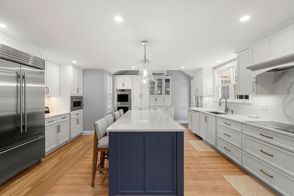 Single Family Residence at 1375 Brush Hill Rd, Milton MA 02186, Milton, photo 5 of 39
