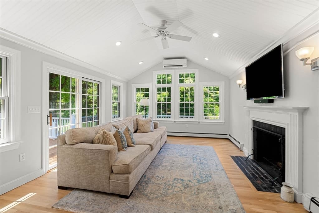 Single Family Residence at 1375 Brush Hill Rd, Milton MA 02186, Milton, photo 11 of 39