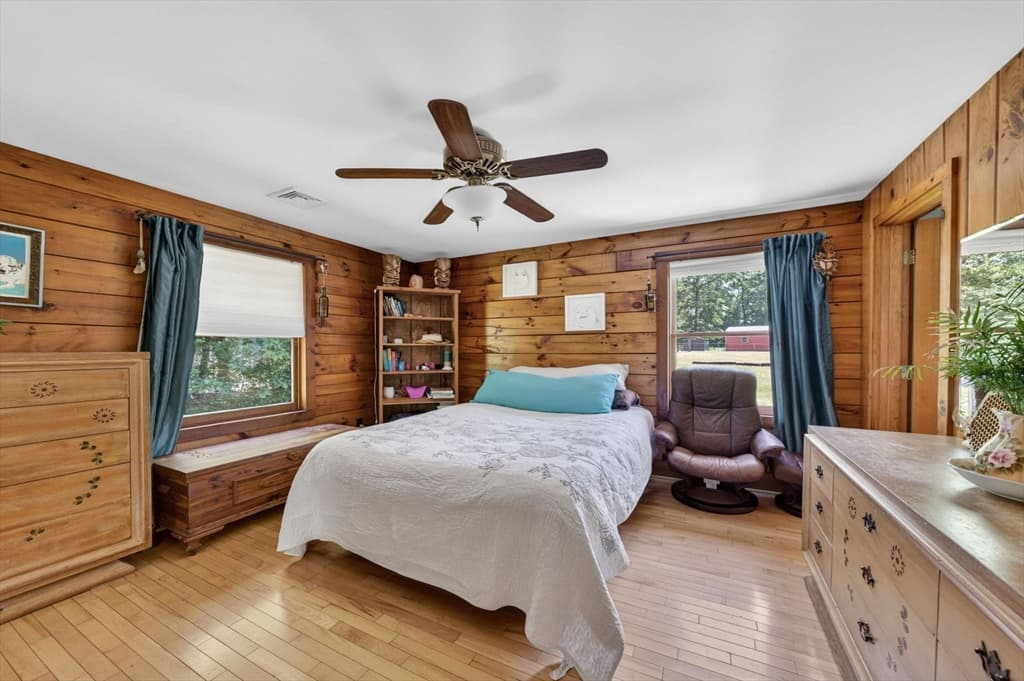 Single Family Residence at 51 Bryant St, Berkley MA 02779, Berkley, photo 14 of 41