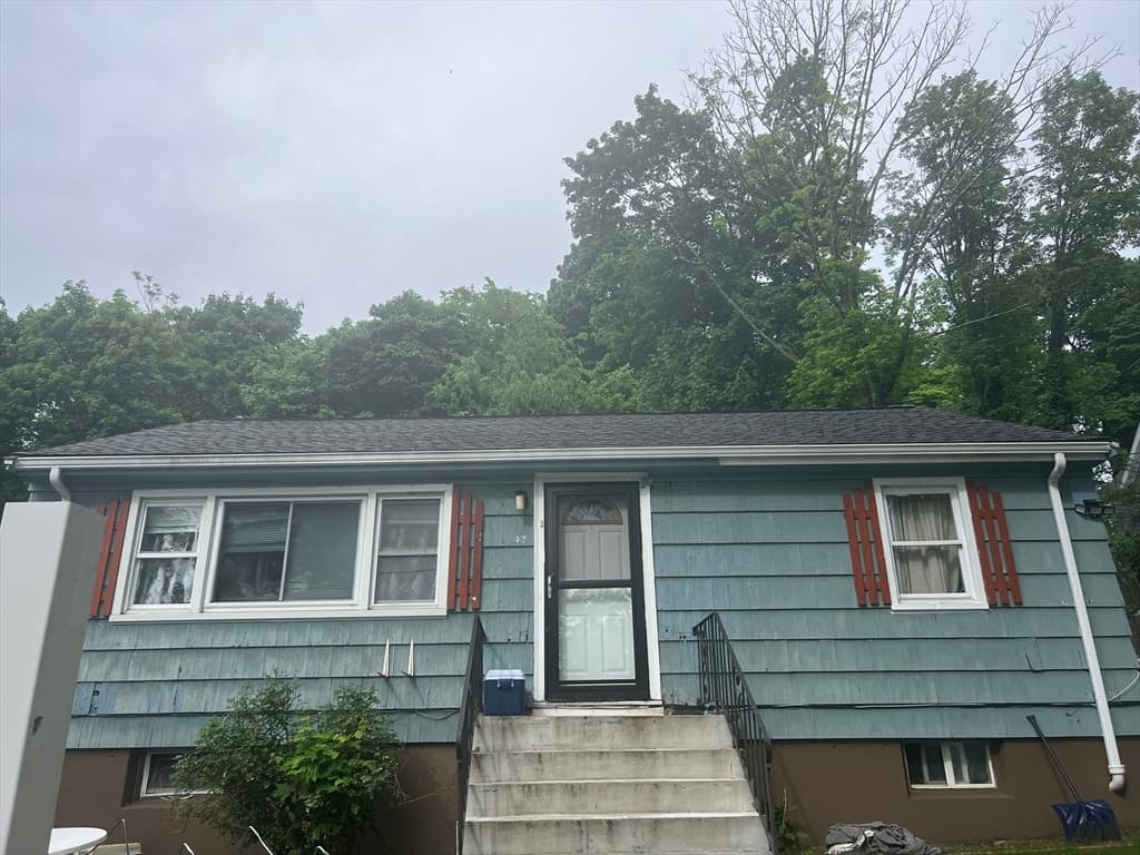 42 Warren Ave, Boston MA 02136