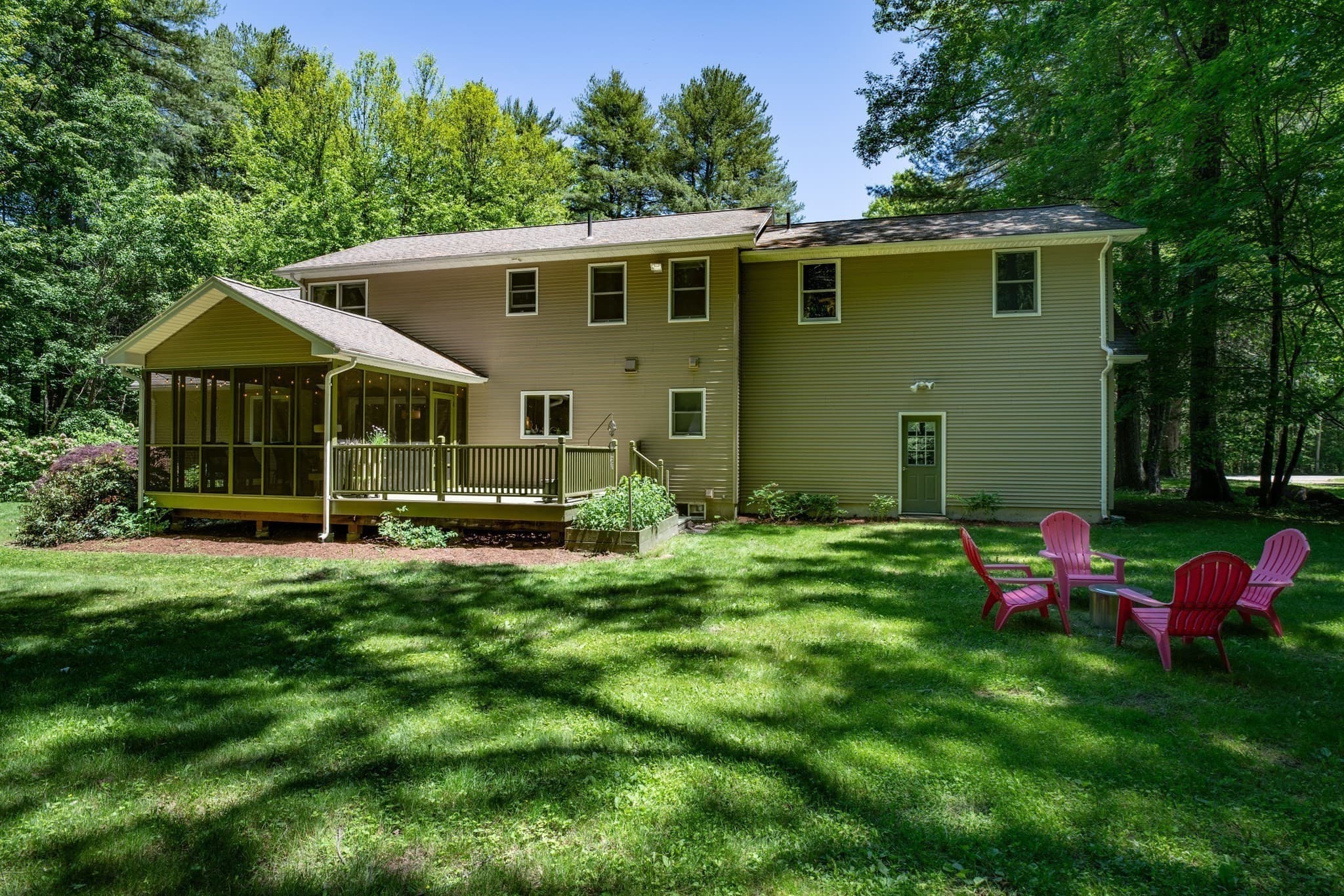 Single Family Residence at 18 Fort Hill Rd, Williamsburg MA 01039, photo 4 of 33