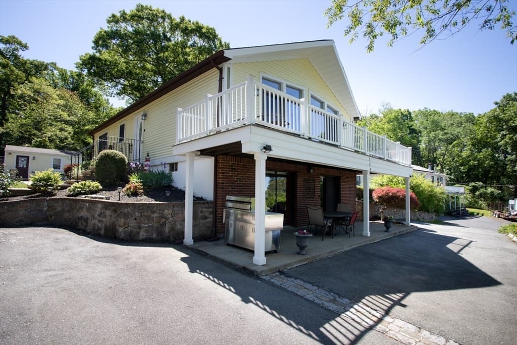 120 Millard St, Fall River MA 02720