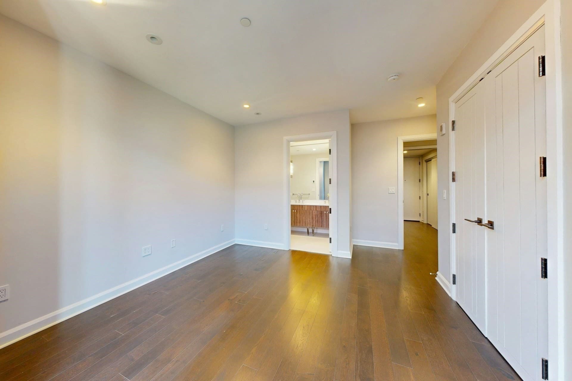 Condominium at 140 Shawmut Ave # 2A, Boston MA 02118, photo 9 of 29