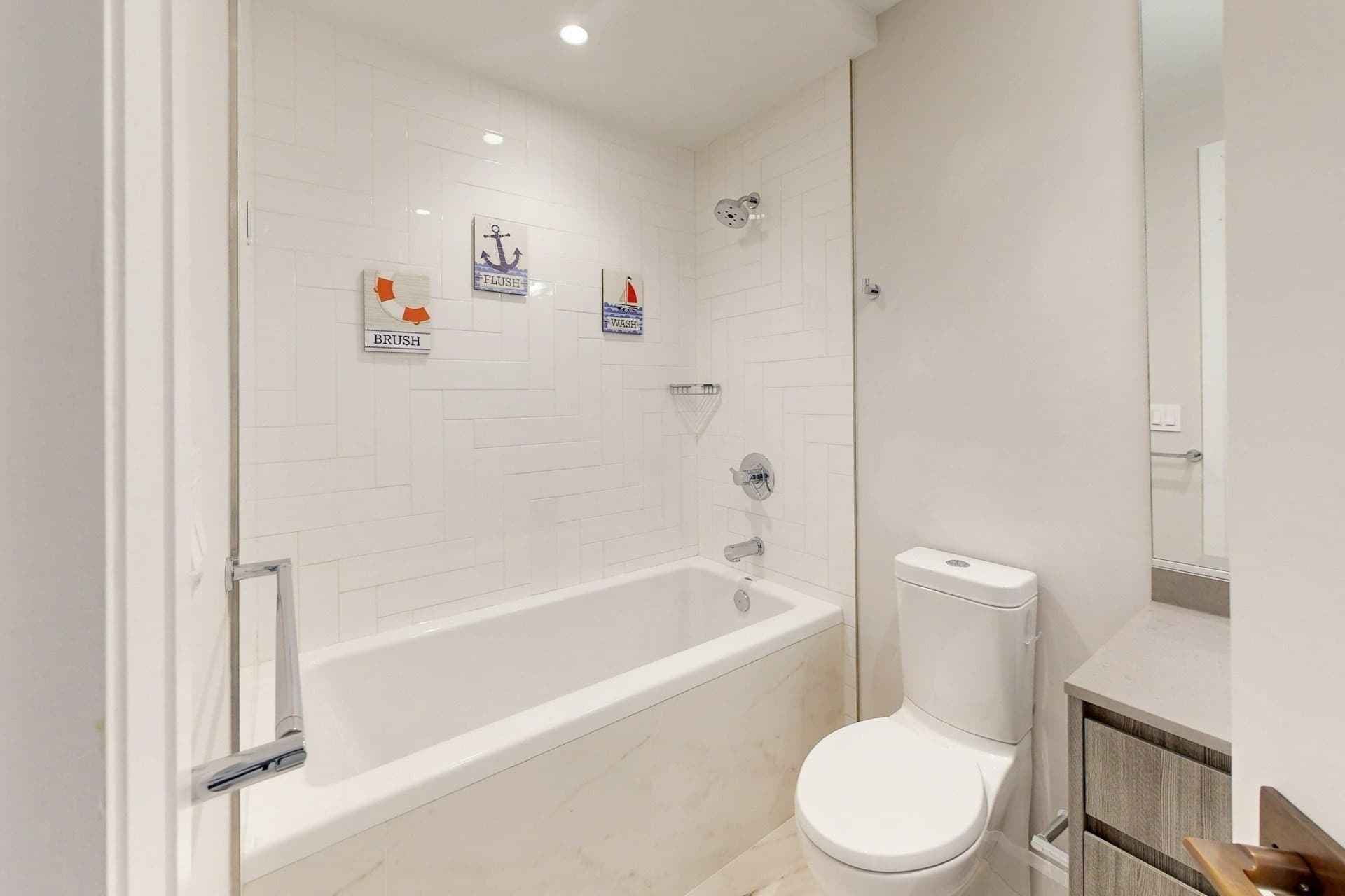 Condominium at 140 Shawmut Ave # 2A, Boston MA 02118, photo 15 of 29