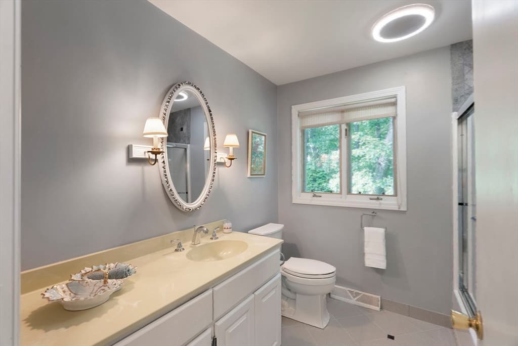 550 Wolf Swamp, Longmeadow MA 01106 photo 23