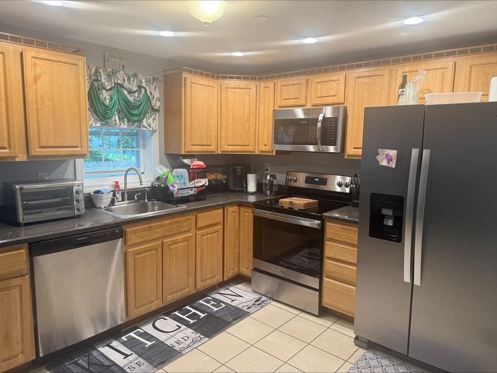 Condominium at 17 Foster St # 15, Brockton NH 03201, Brockton, photo 2 of 14
