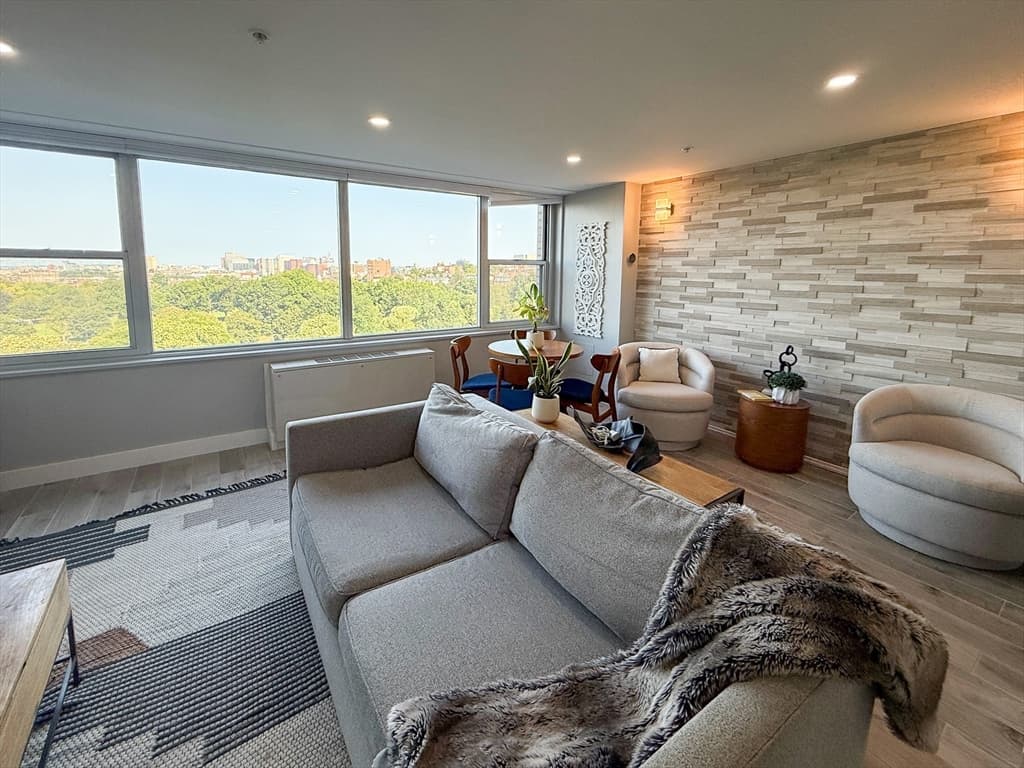 Condominium at 151 Tremont St # 11G, Boston MA 02111, photo 3 of 29