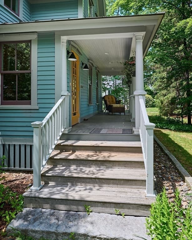 Single Family Residence at 114 S Main St, Northampton MA 01062, Northampton, photo 6 of 42