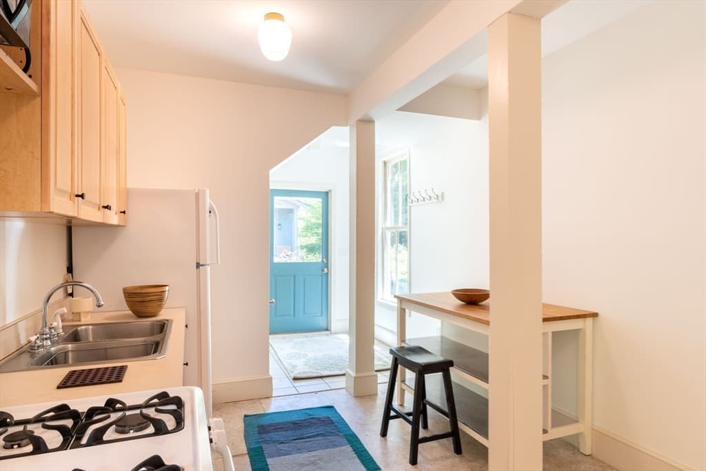 Single Family Residence at 114 S Main St, Northampton MA 01062, Northampton, photo 36 of 42
