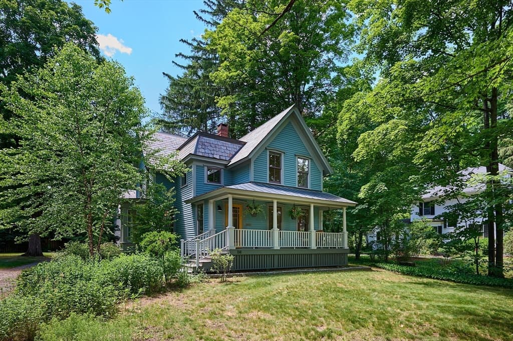 114 S Main St, Northampton MA 01062
