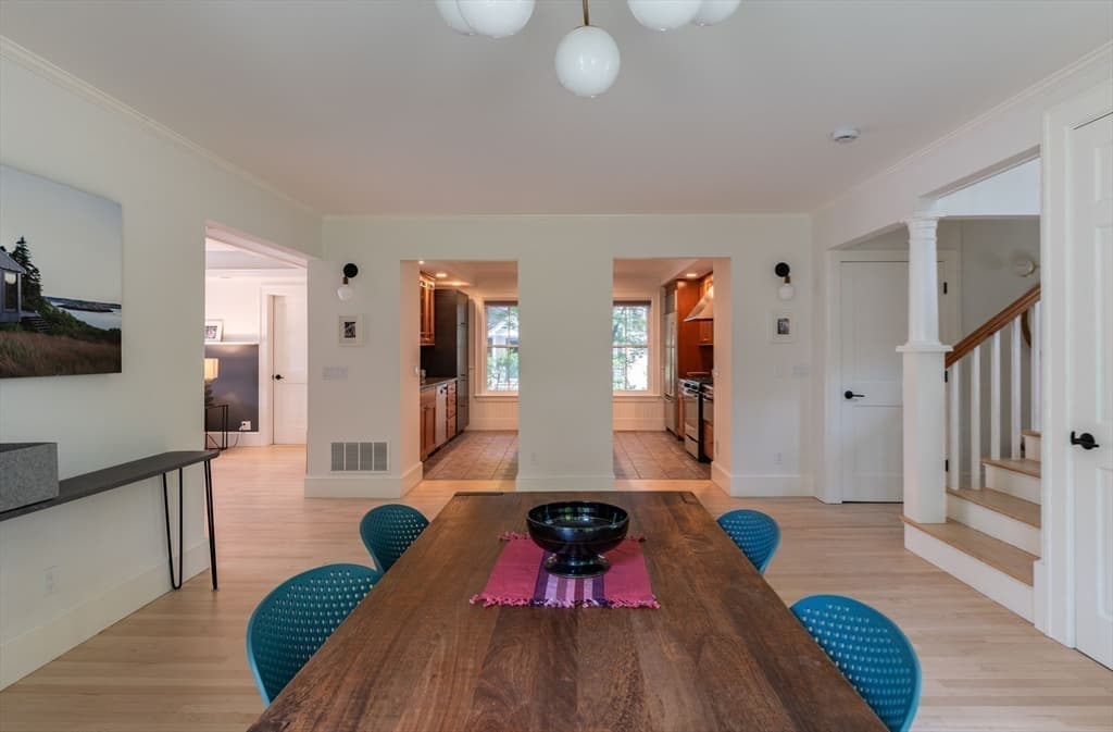Single Family Residence at 114 S Main St, Northampton MA 01062, Northampton, photo 9 of 42