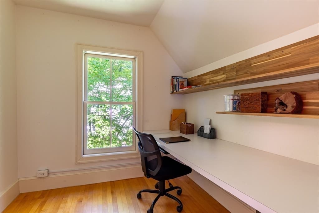 Single Family Residence at 114 S Main St, Northampton MA 01062, Northampton, photo 30 of 42