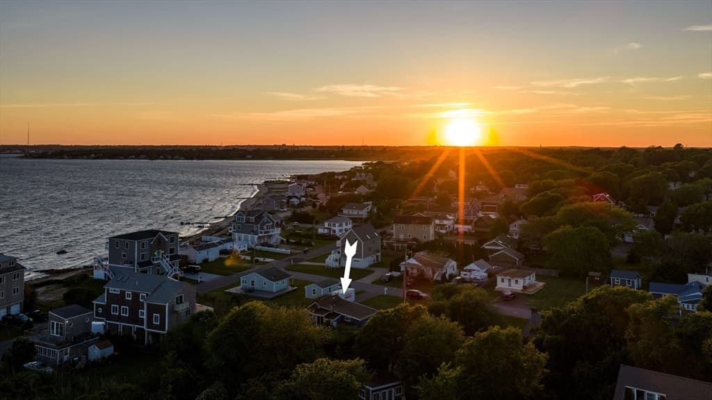 3 Rockland St, Fairhaven MA 02719 photo 3