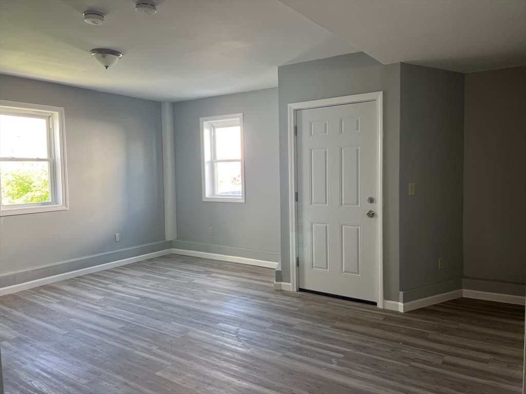 5-9 Family at 1017 Pine Street, Fall River MA 02723, photo 7 of 34