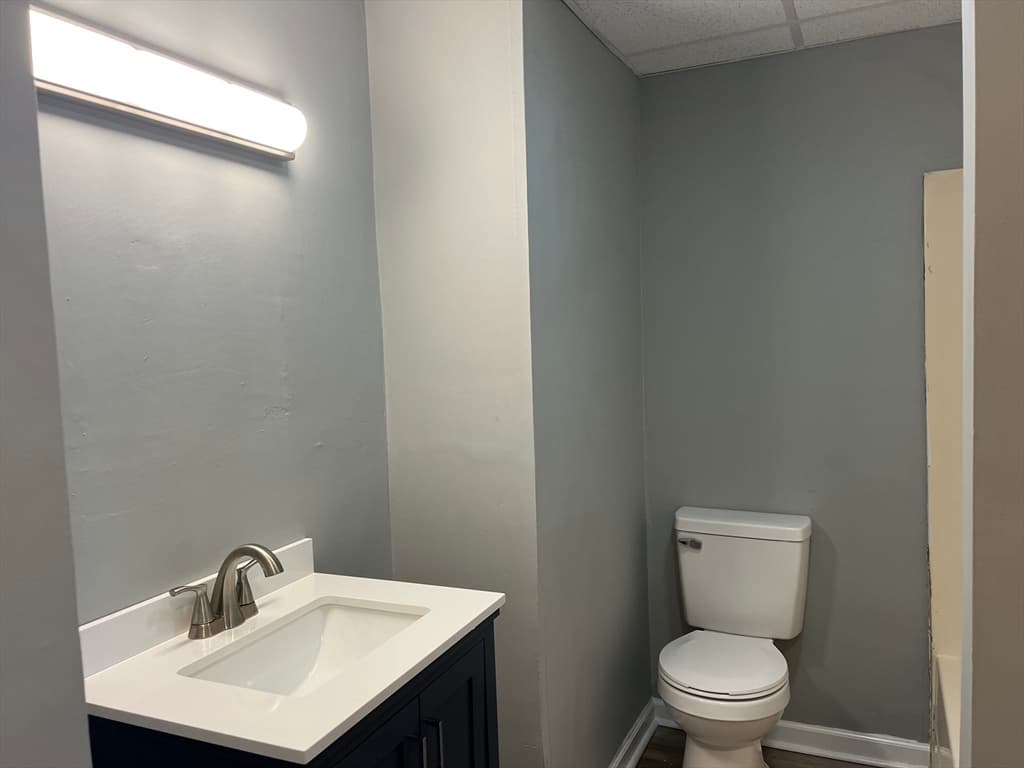 5-9 Family at 1017 Pine Street, Fall River MA 02723, photo 5 of 34