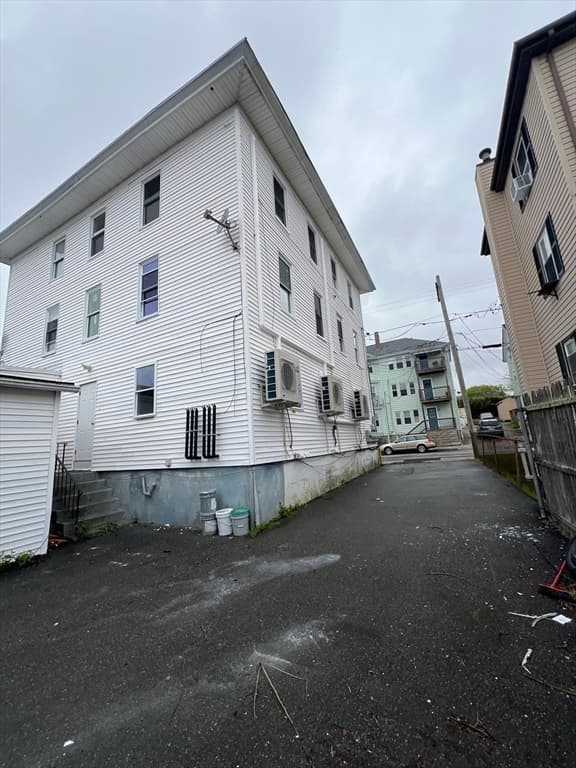 5-9 Family at 1017 Pine Street, Fall River MA 02723, photo 34 of 34