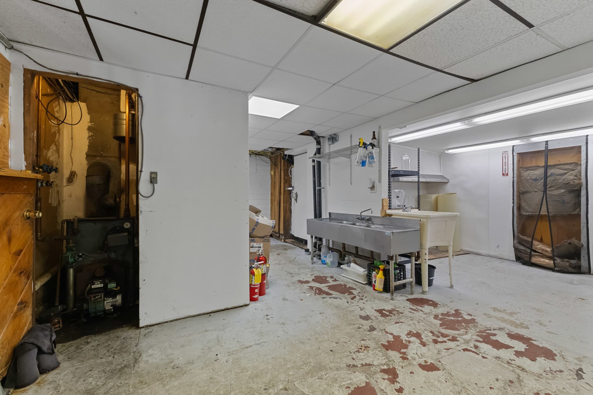 Commercial Sale at 31 E Brookfield Rd, North Brookfield MA 01535, photo 26 of 42